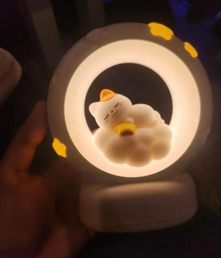 Sleeping Cat LED Night Light Lamp with Touch Control - Home Decor